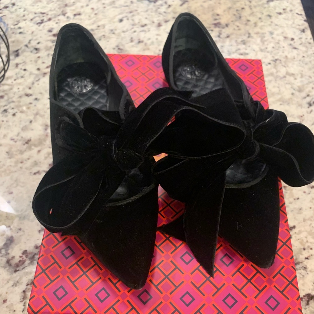 Tory Burch Clara Flat / Velvet / Grossgrain 6.5